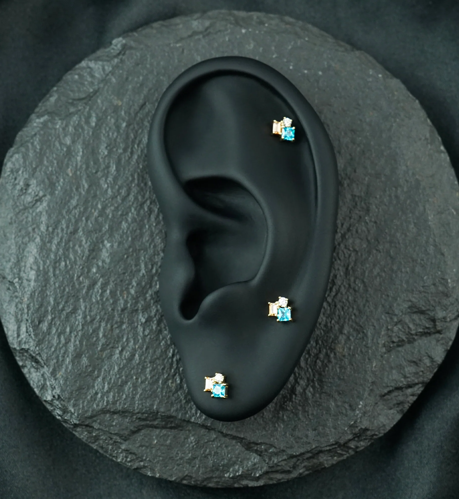 14kt Gold Aqua and Champagne CZ Amalgam Threadless Top - Image 2