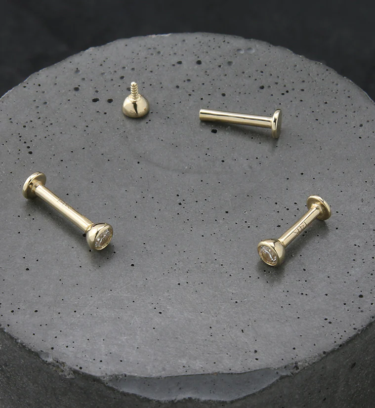 14kt Gold Bezel CZ Internally Threaded Labret - Image 2