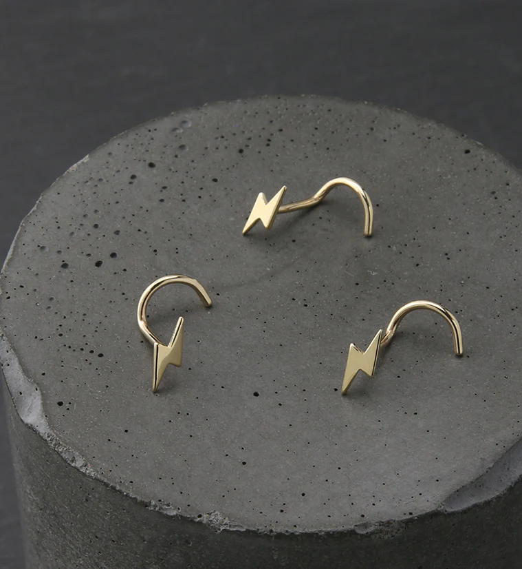 14kt Gold Bolt Nose Screw - Image 3