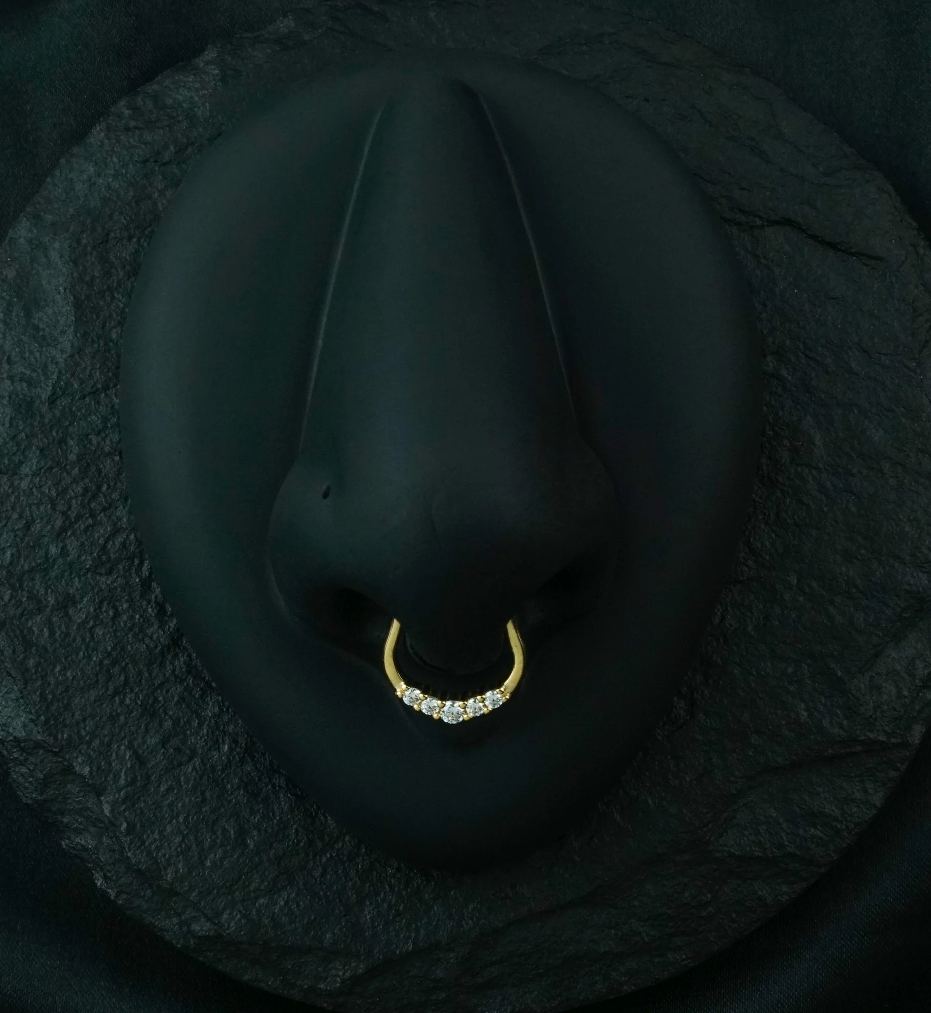 14kt Gold Clear 5 Gem Septum Clicker - Image 2