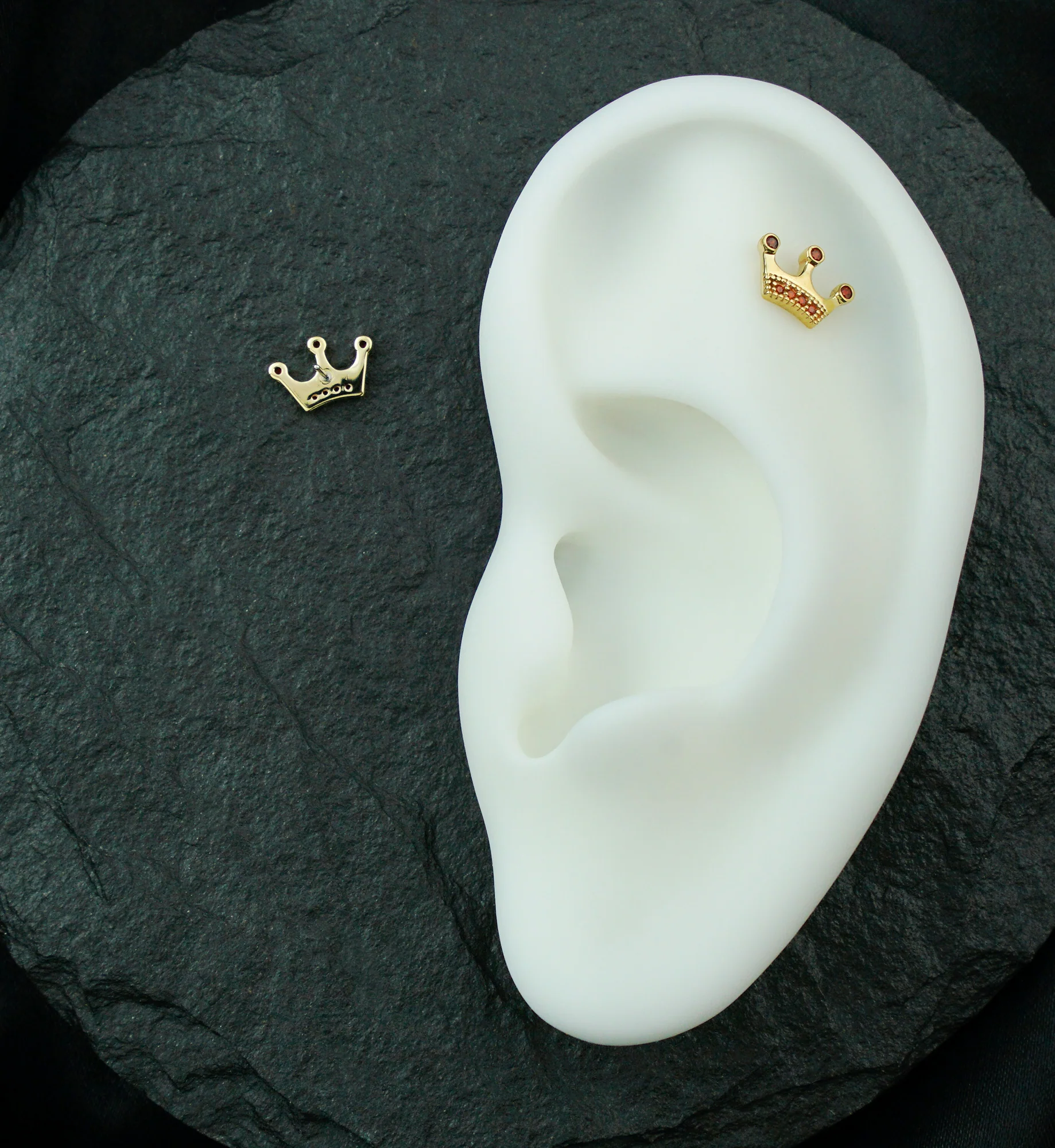 14kt Gold Crown Garnet CZ Threadless Top - Image 2