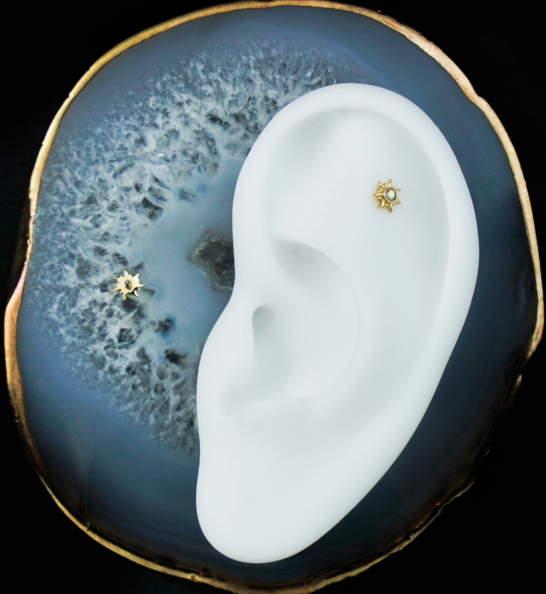 14kt Gold Daystar Rainbow Aurora CZ Threadless Top - Image 2