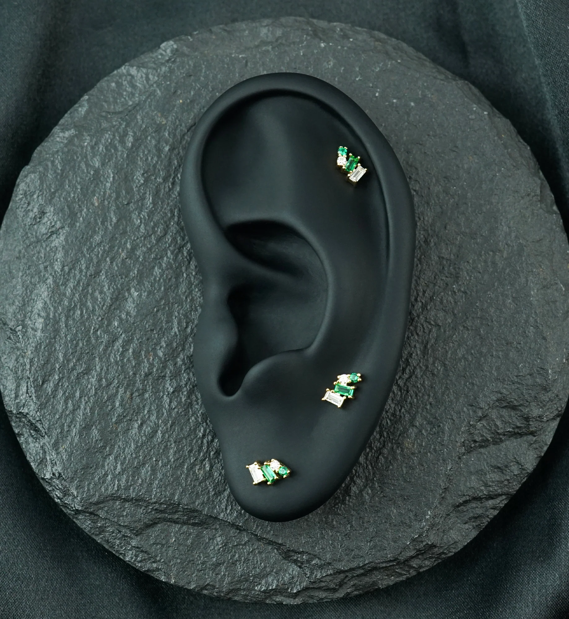 14kt Gold Downpour Emerald CZ Threadless Top - Image 2