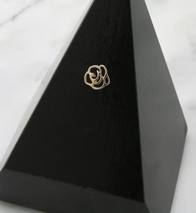 14kt Gold Rose Silhouette Threadless Top - Image 2