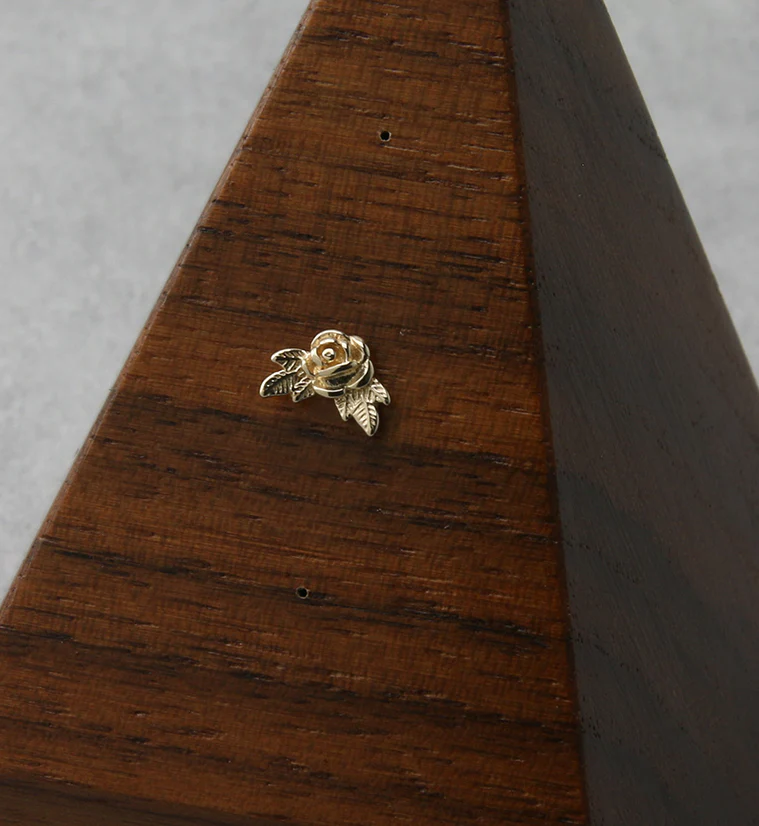 14kt Gold Rose With Leaves Threadless Top - Image 2