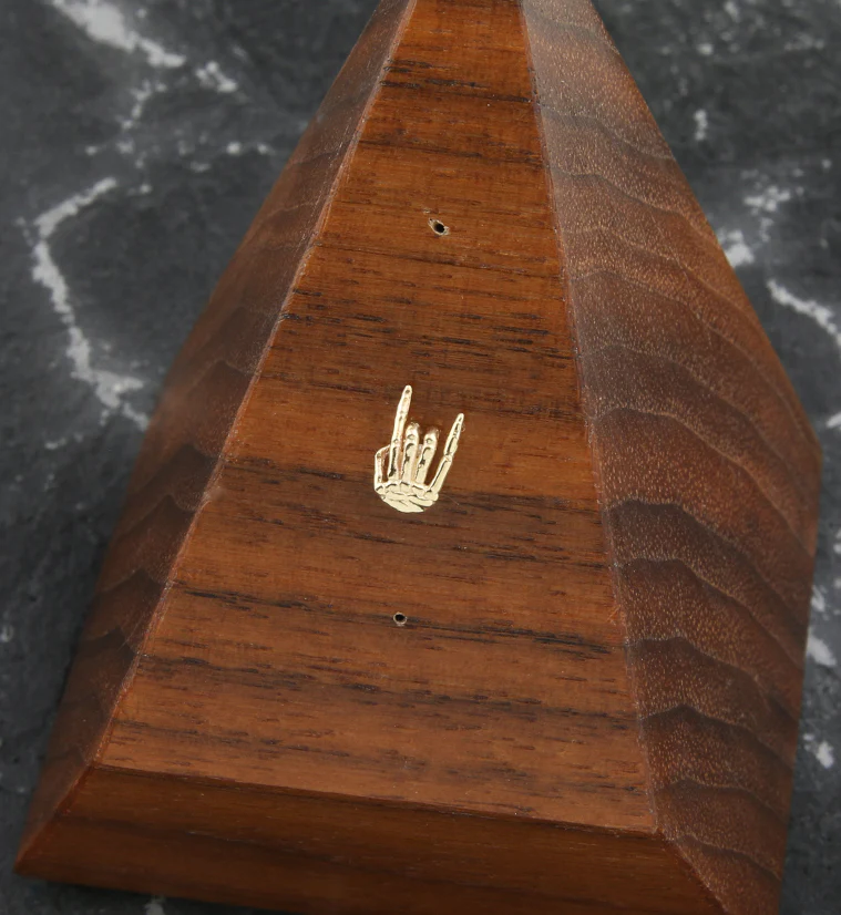 14kt Gold Skeleton Hand Rock On Threadless Top - Image 2