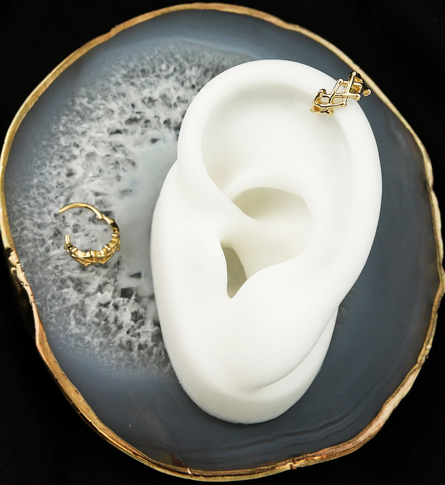 14kt Gold Thorn Crown Hinged Segment Ring - Image 2