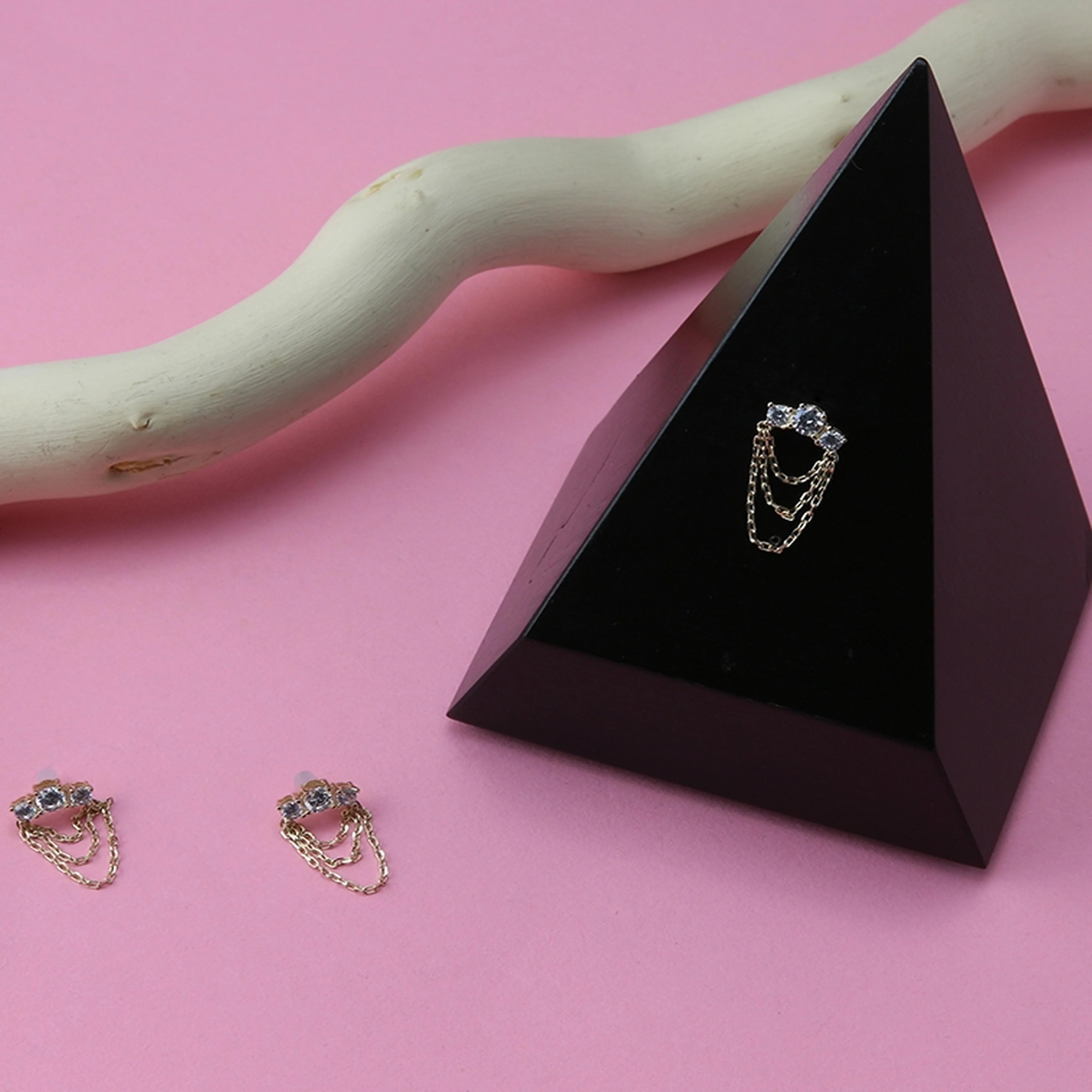 14kt Gold Triple CZ Prong Chain Threadless Top - Image 4