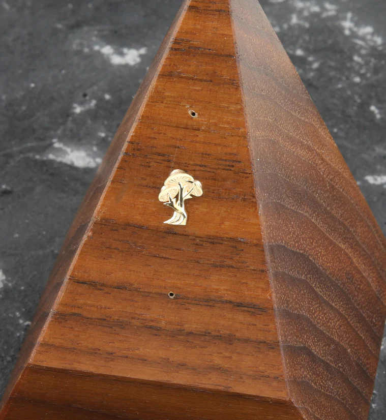 14kt Gold Triple Mushroom Threadless Top - Image 2