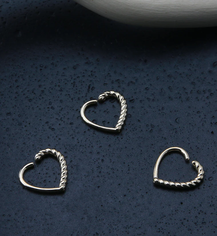 14kt Gold Twine Heart Seamless Hoop Ring - Image 3