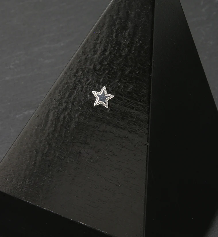14kt White Gold Beaded Star Threadless Top - Image 2