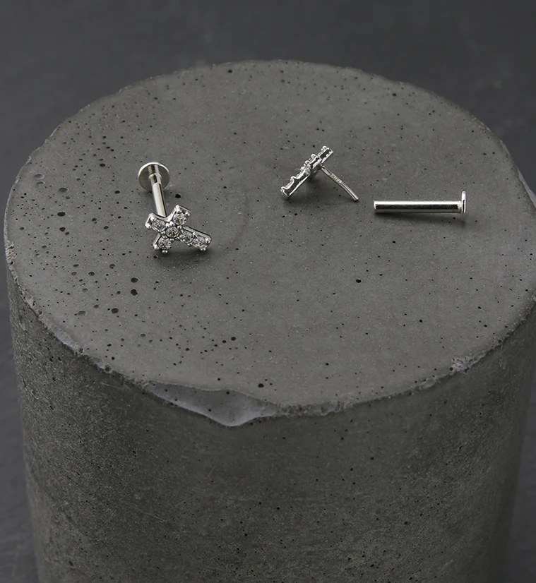 14kt White Gold Cross CZ Threadless Labret - Image 2
