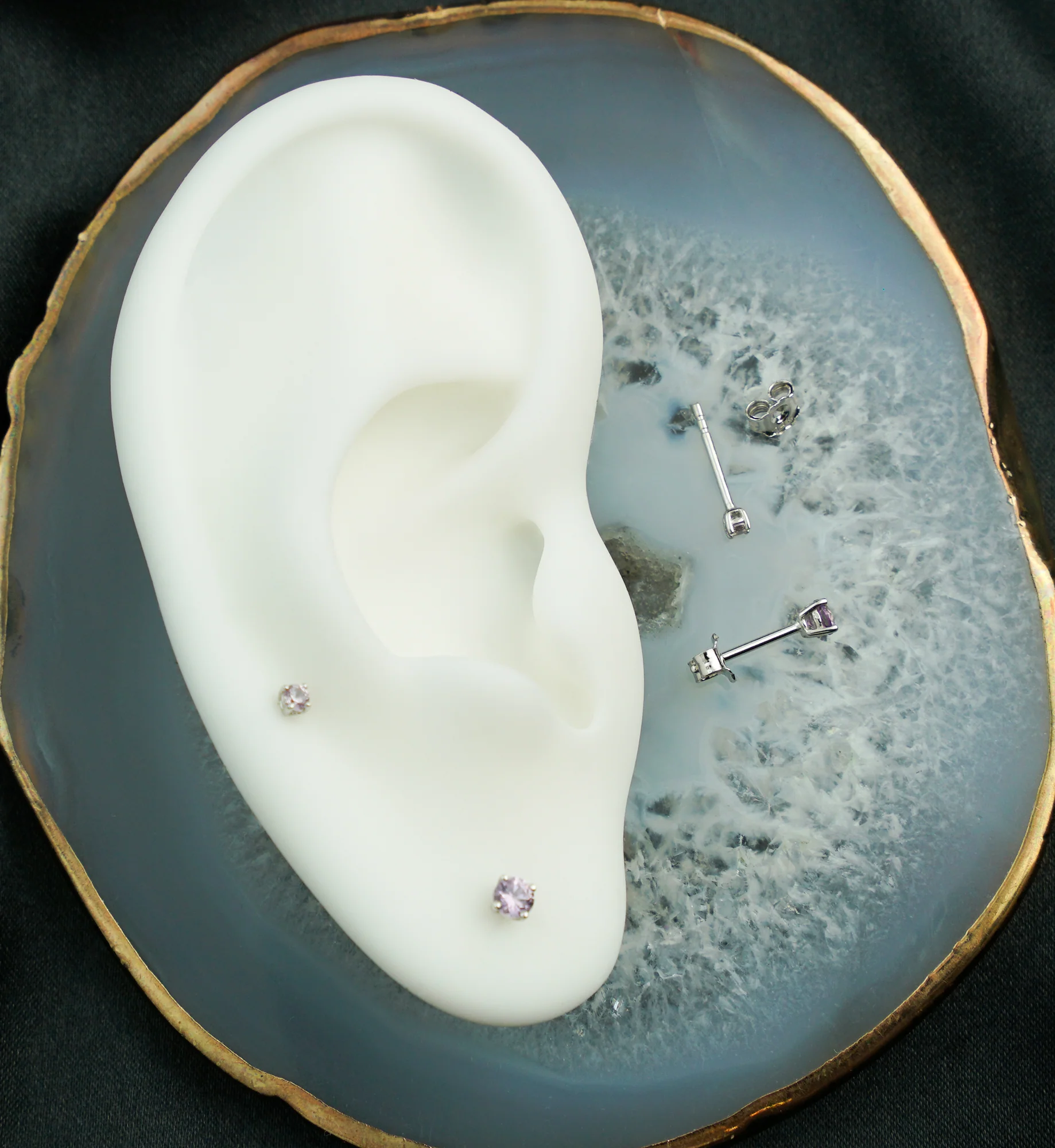 14kt White Gold June Birthstone Alexandrite CZ Stud Earrings - Image 2