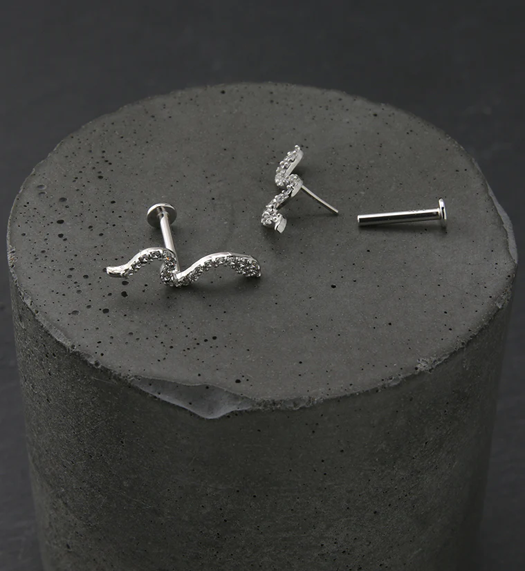 14kt White Gold Snake CZ Threadless Labret - Image 2