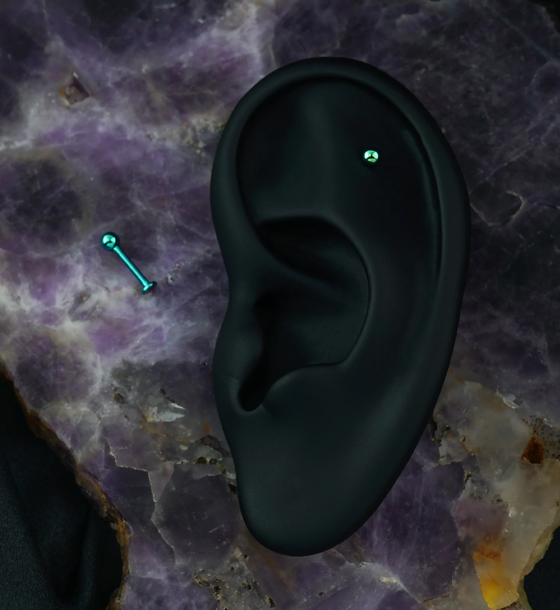 Green PVD Titanium Labret - Image 2