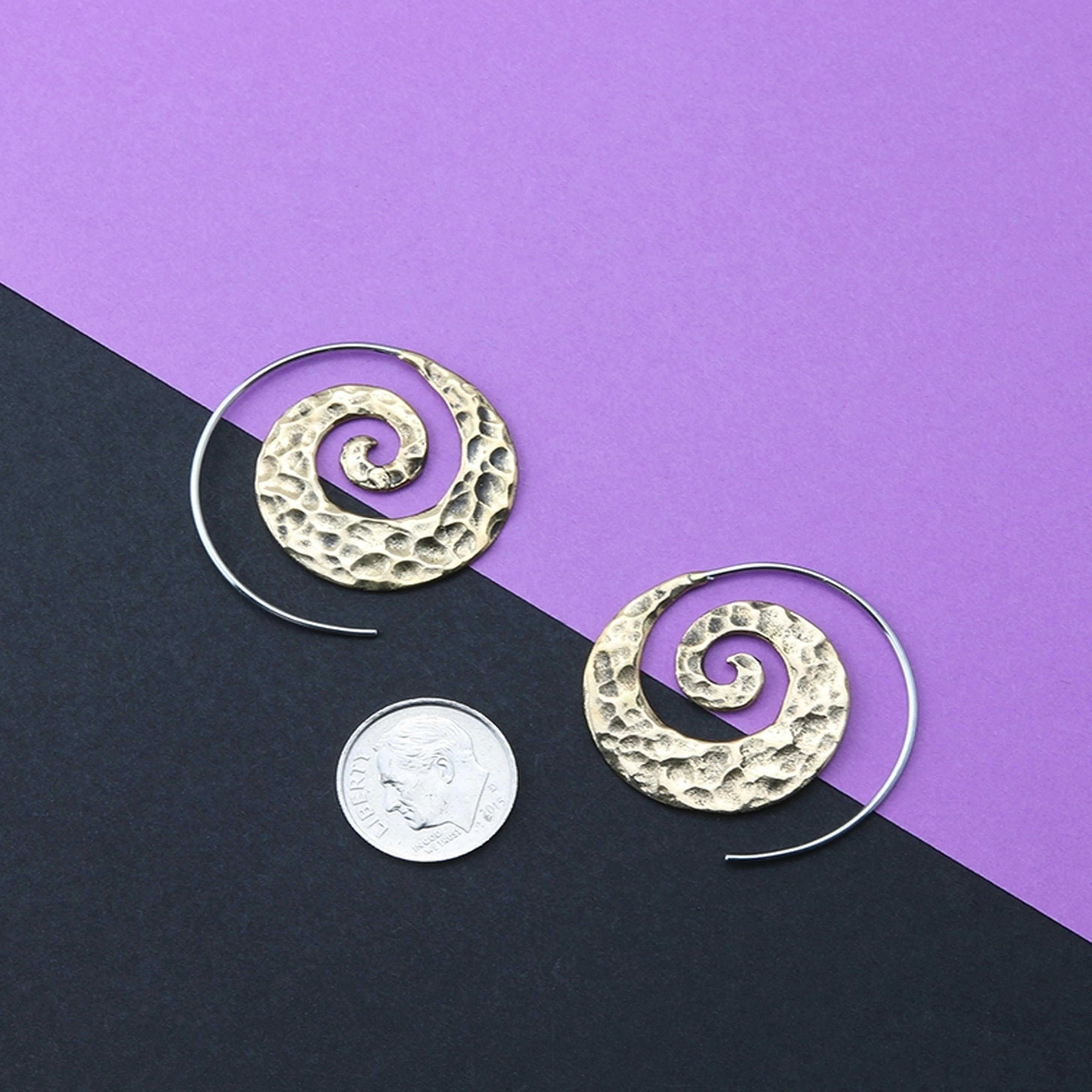 18G Hammered Brass Spirals - Image 2