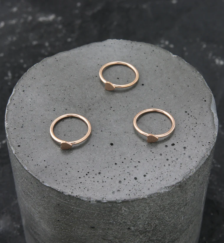 20G Rose Gold PVD Stainless Steel Heart Seamless Ring - Image 2