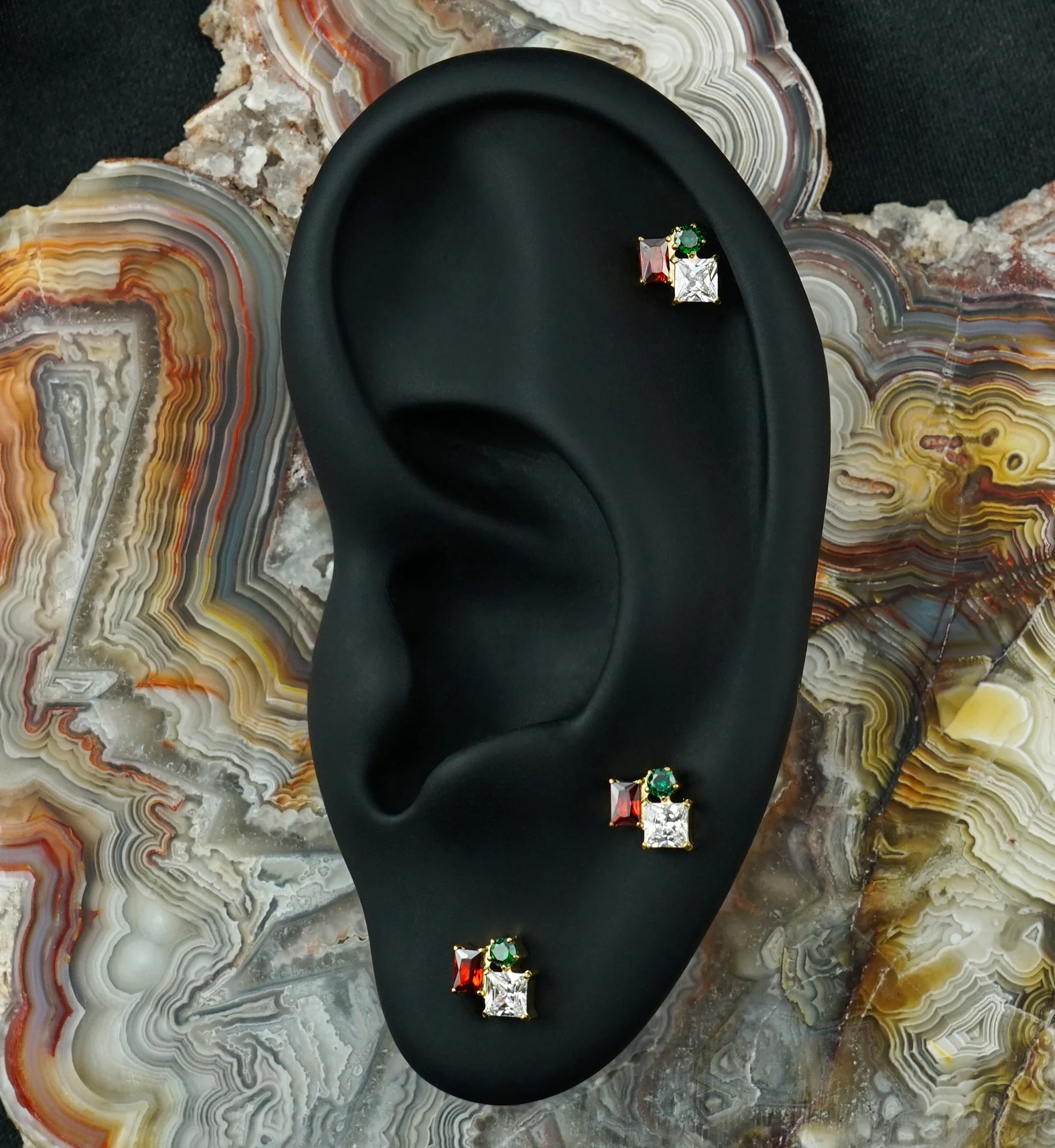 24kt Gold PVD Amalgam Garnet and Emerald CZ Titanium Threadless Top - Image 2