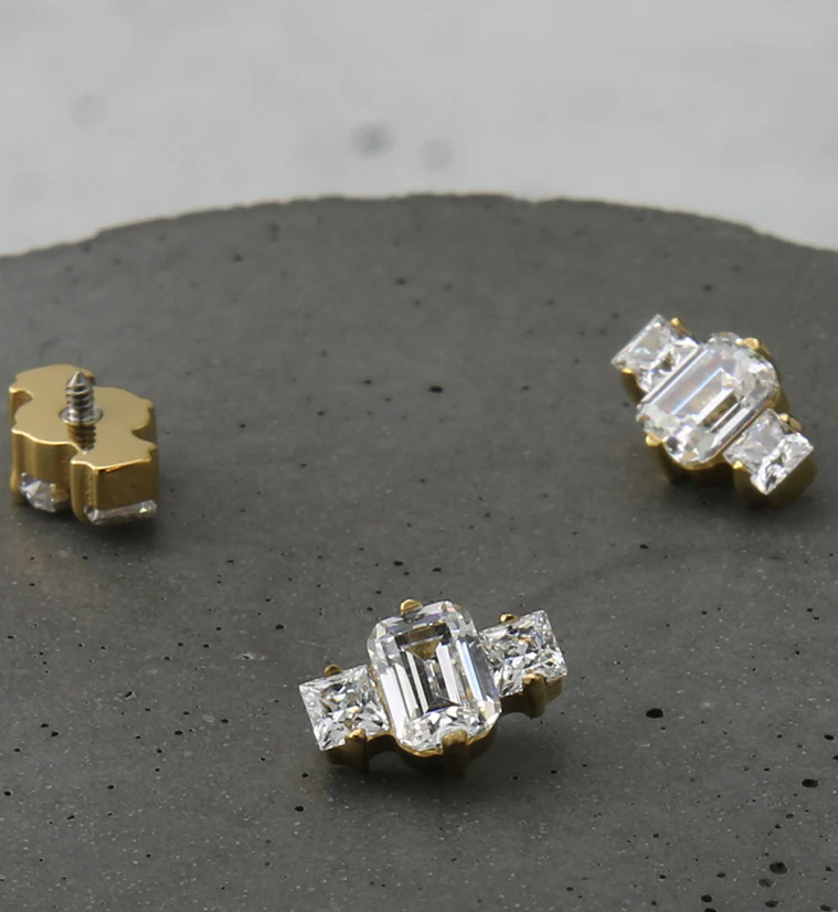 24kt Gold PVD Baronial CZ Internally Threaded Titanium Top - Image 2