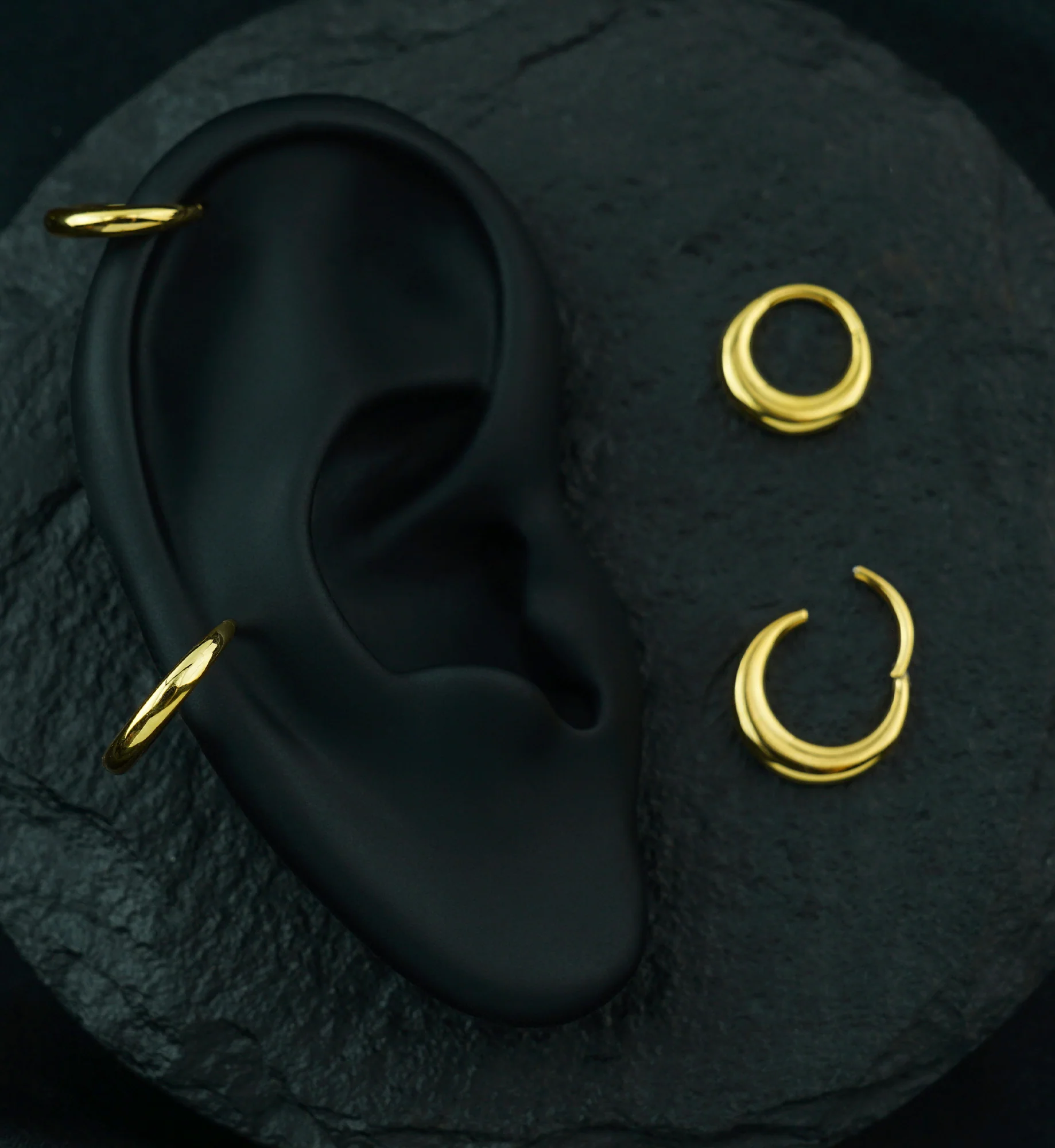 24kt Gold PVD Broad Dome Titanium Hinged Segment Ring - Image 3