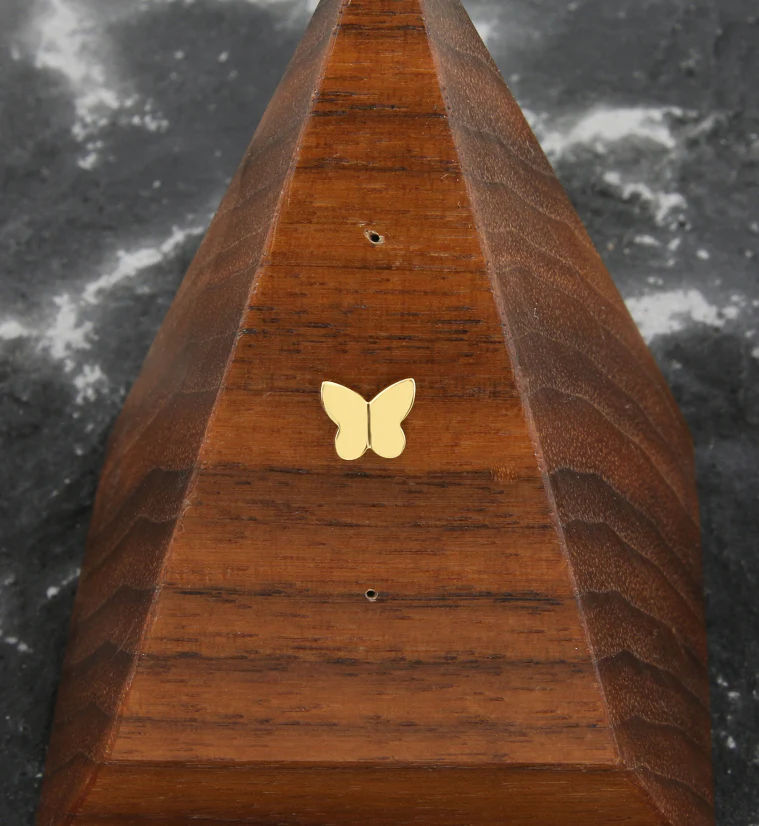 24kt Gold PVD Butterfly Wings Titanium Threadless Top - Image 2