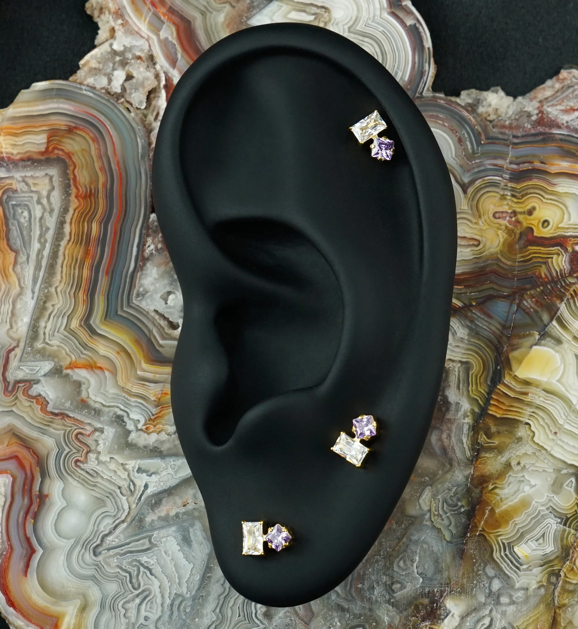 24kt Gold PVD Inverted Tilt Amethyst CZ Titanium Threadless Top - Image 2