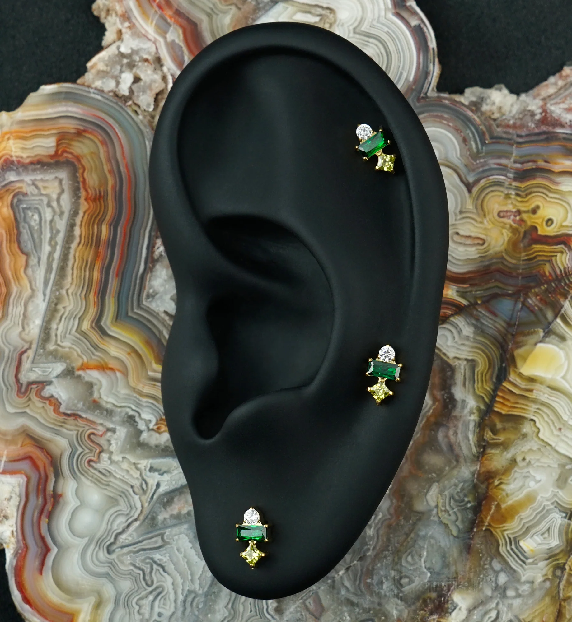 24kt Gold PVD Nocked Emerald CZ Titanium Threadless Top - Image 2