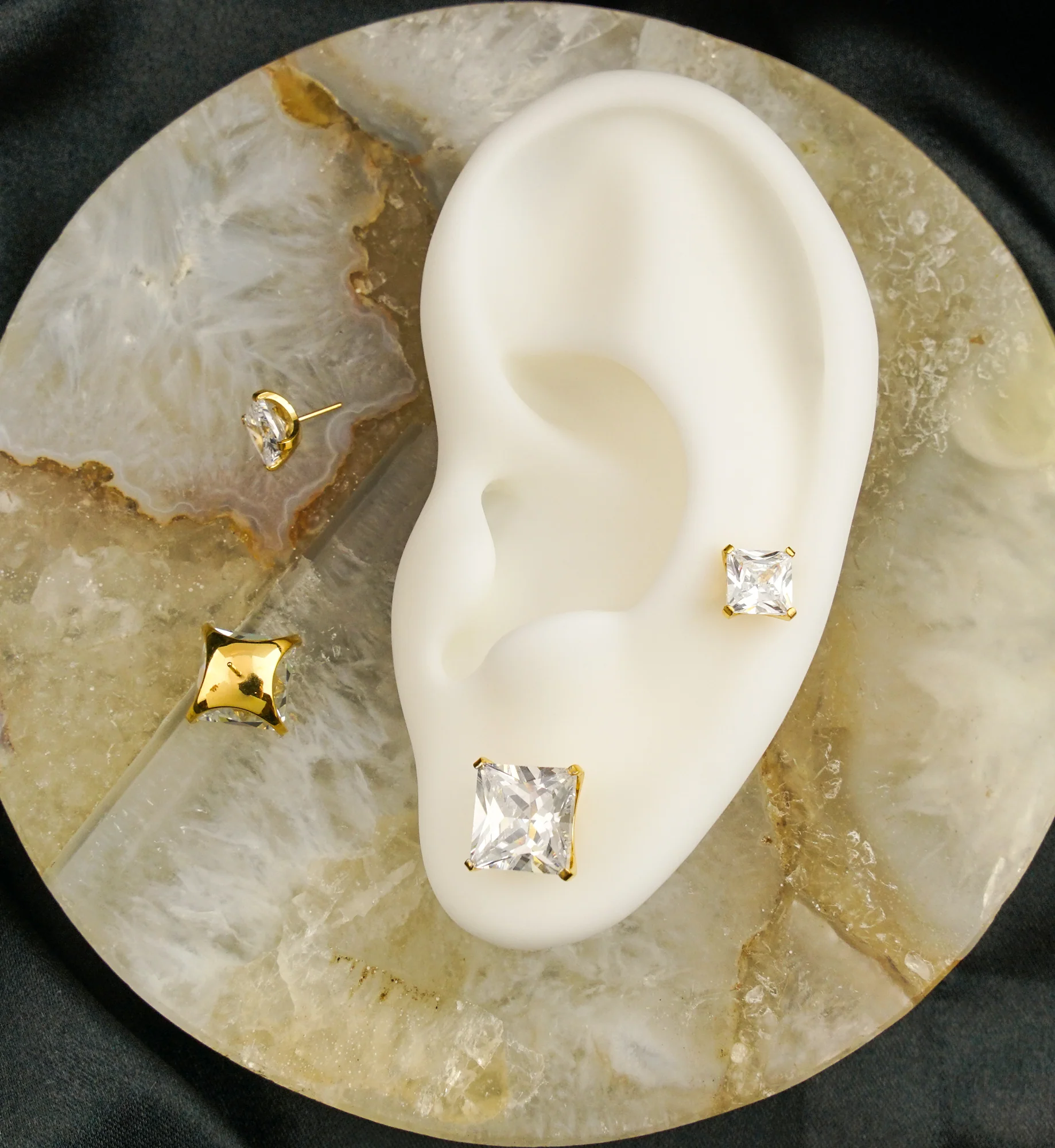 24kt Gold PVD Princess Clear CZ Flat Base Threadless Titanium Top - Image 2