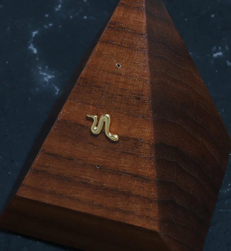 24kt Gold PVD Serpent Threadless Titanium Top - Image 2