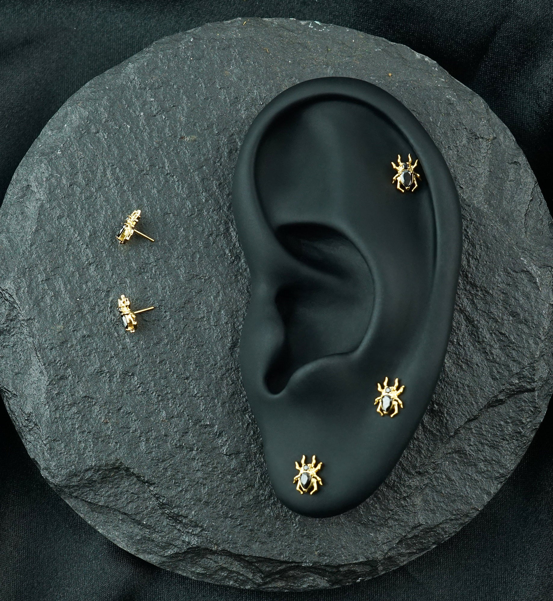24kt Gold PVD Tarantula Black CZ Titanium Threadless Top - Image 2