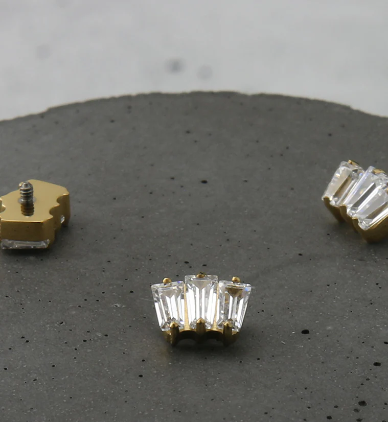 24kt Gold PVD Trinal CZ Internally Threaded Titanium Top - Image 2