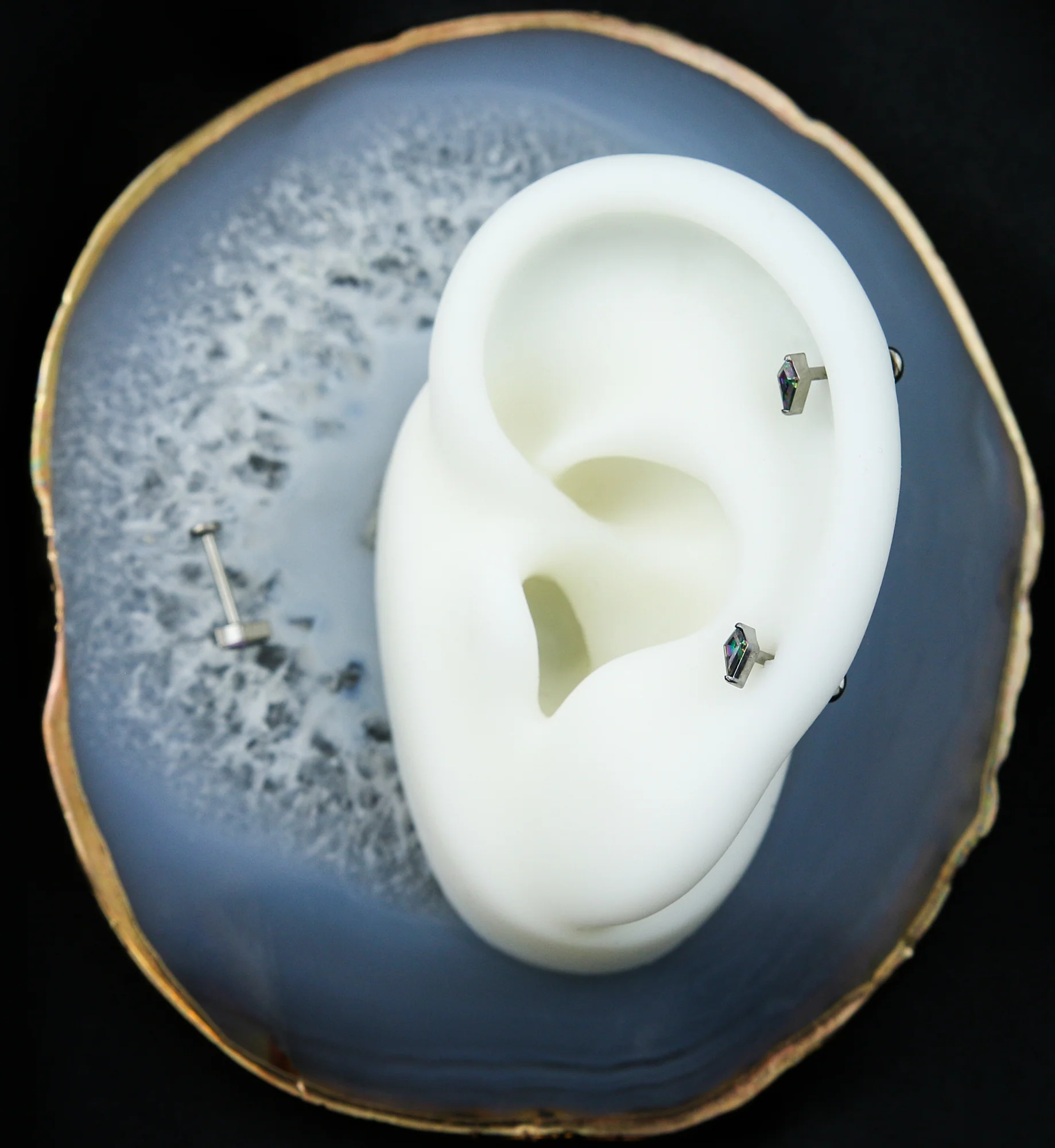 Abyss Black Aurora CZ Titanium Threadless Labret - Image 2