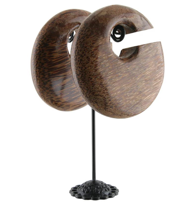 Annular Hoop Coconut Wooden Hangers - Image 4