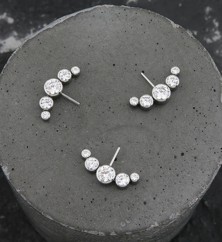 Arch Side Facing Clear CZ Titanium Threadless Top - Image 2