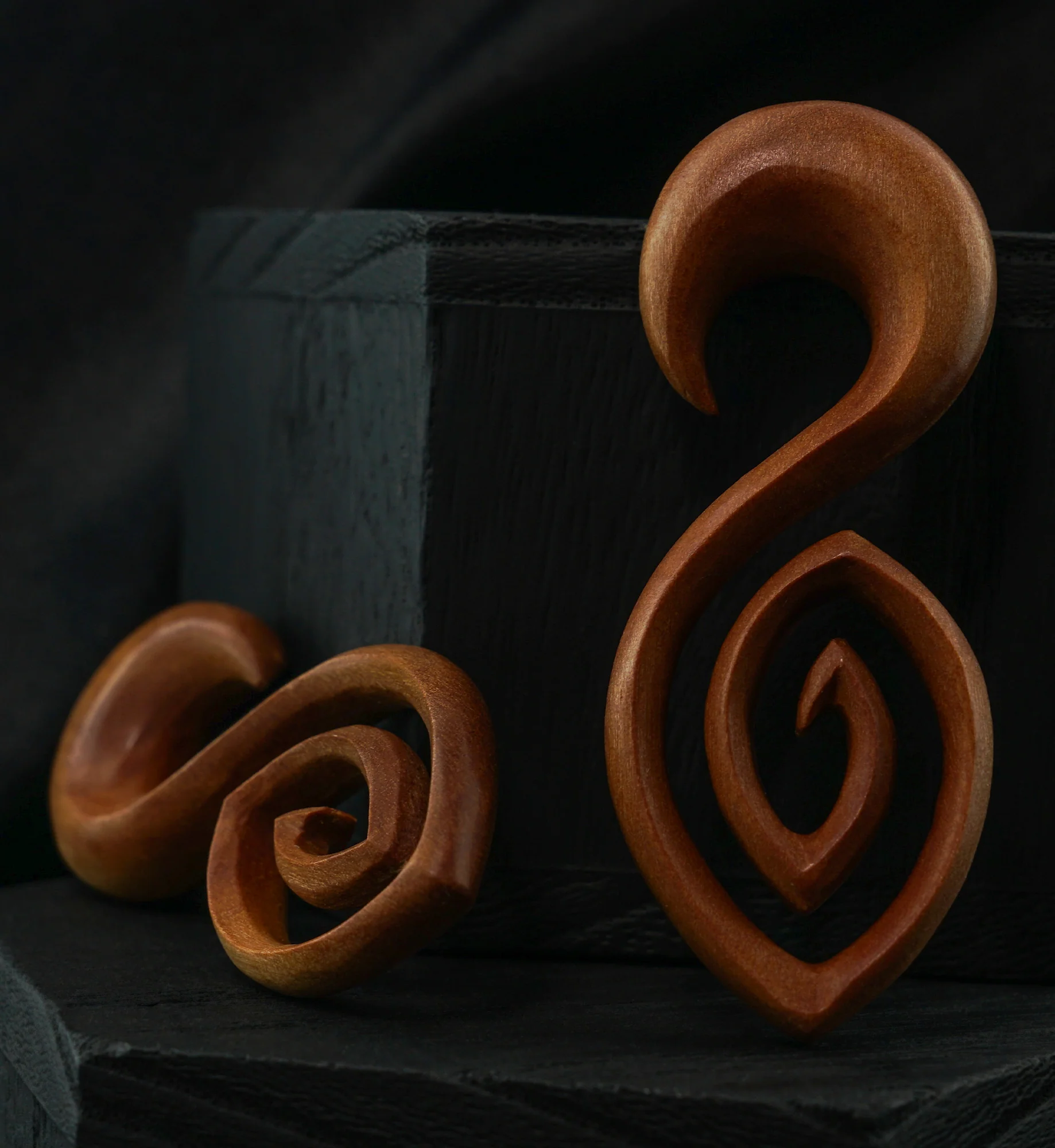 Arch Wooden Spiral Hangers - Image 2