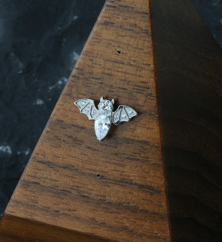 Bat Clear CZ Threadless Titanium Top - Image 2