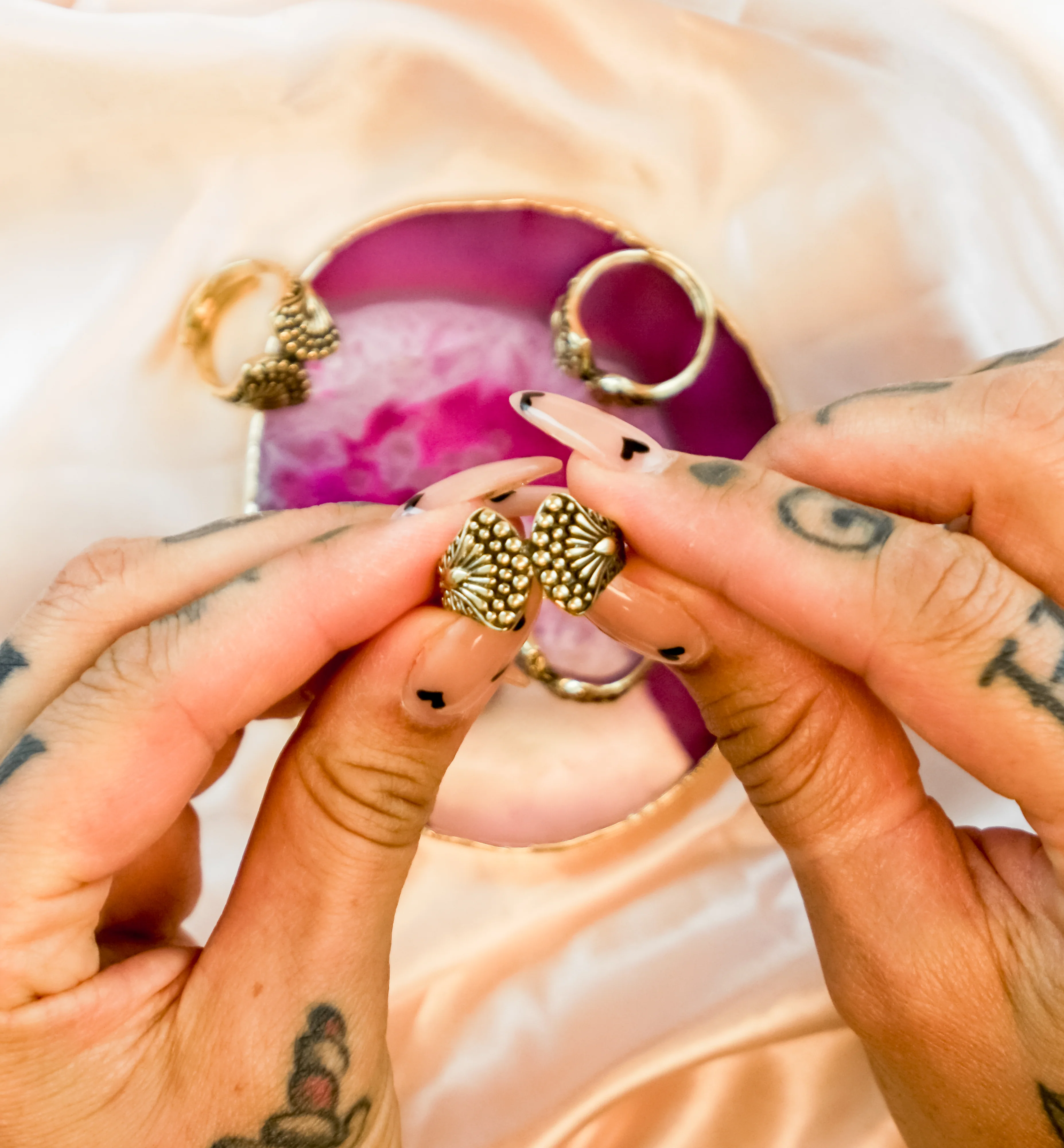 Beaded Sea Shell Brass Ring - Image 3