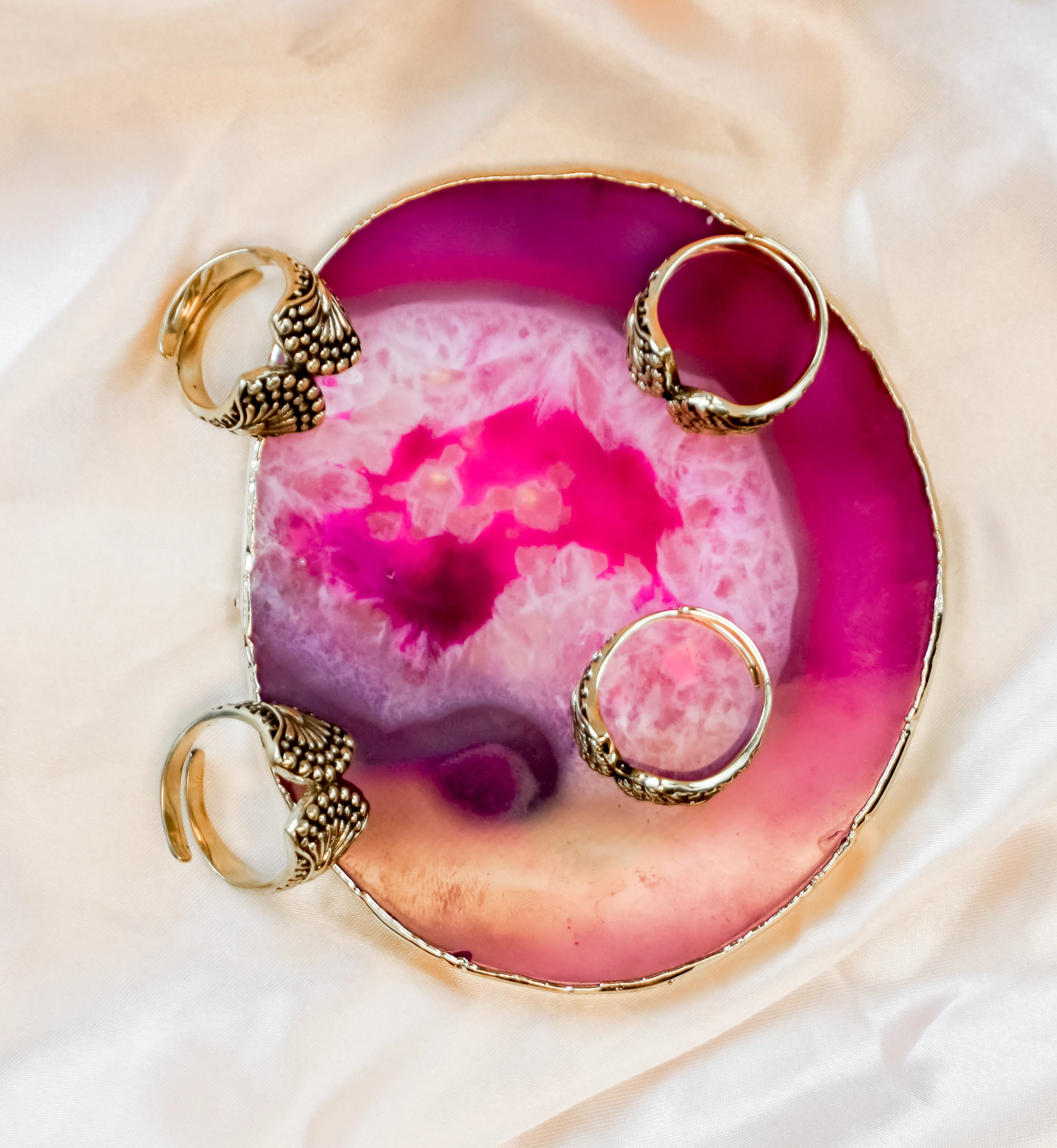 Beaded Sea Shell Brass Ring - Image 4