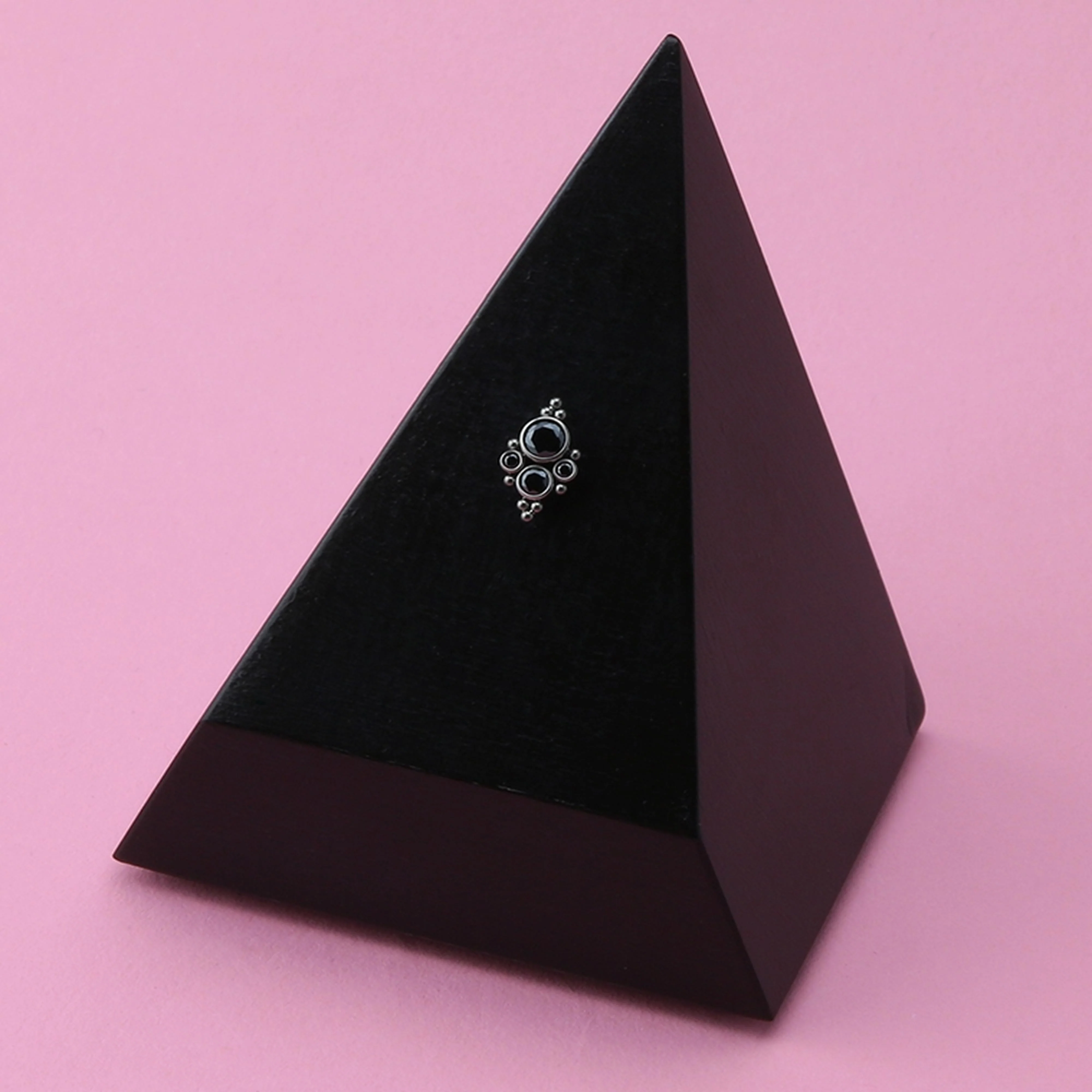 Beryl Beaded Black CZ Titanium Threadless Top - Image 3