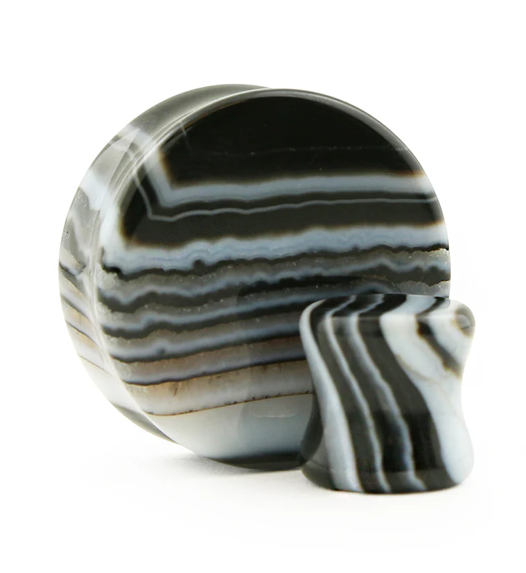 Black Line Agate Stone Plugs - Image 3