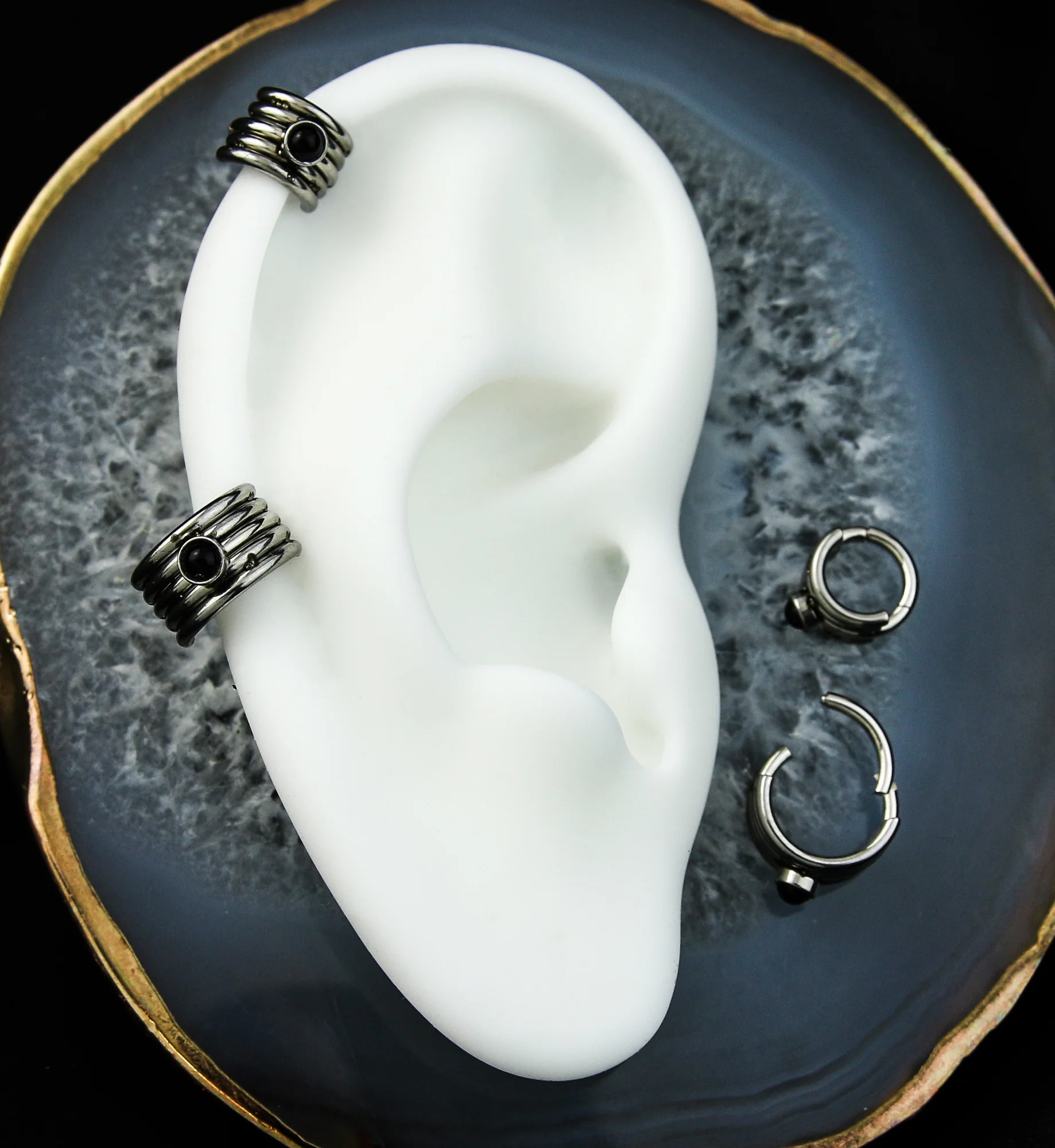 Black Onyx Stacked Stainless Steel Hinged Cuff Segment Ring - Image 2