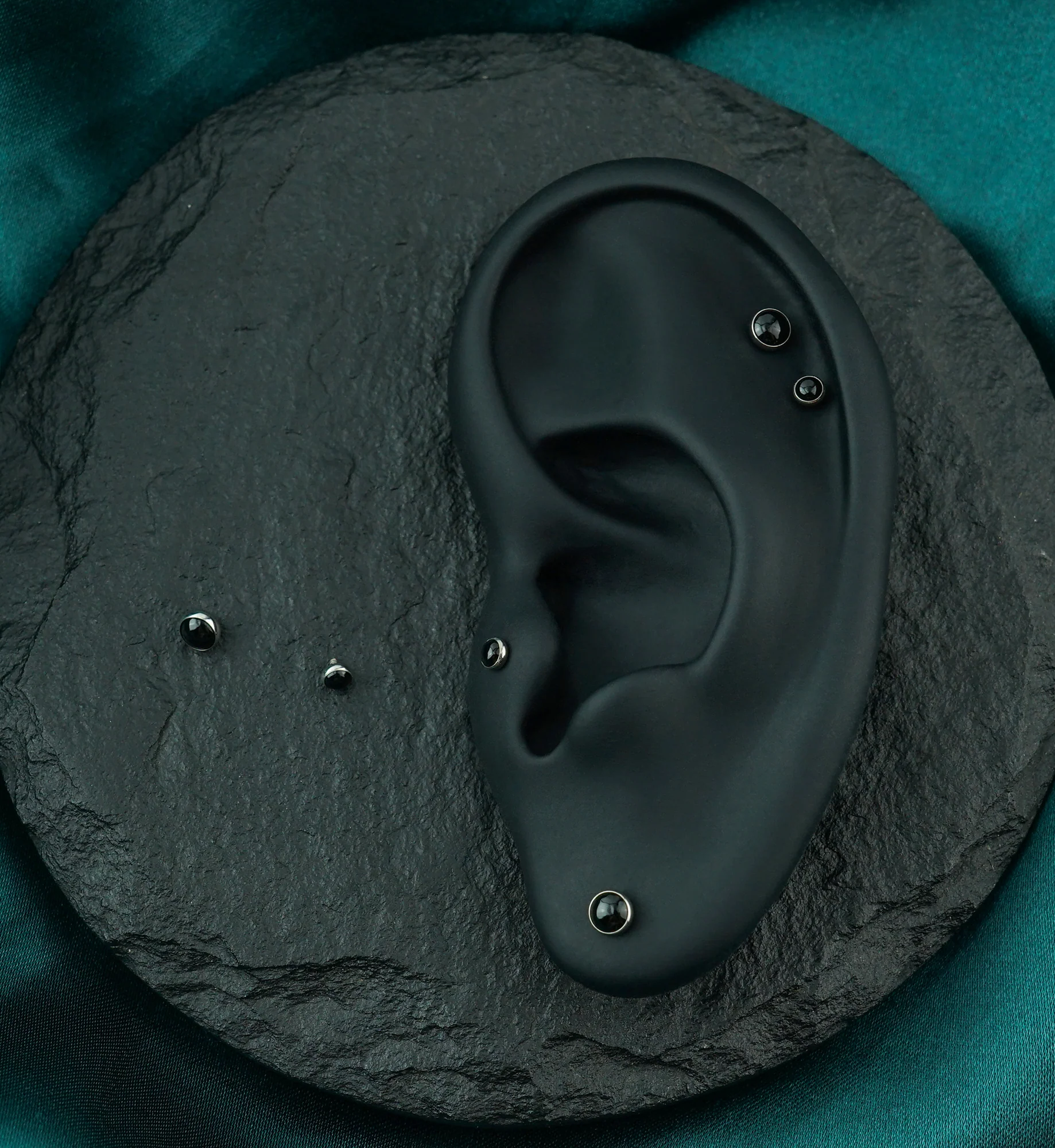 Black Onyx Stone Titanium Bezel End - Image 2