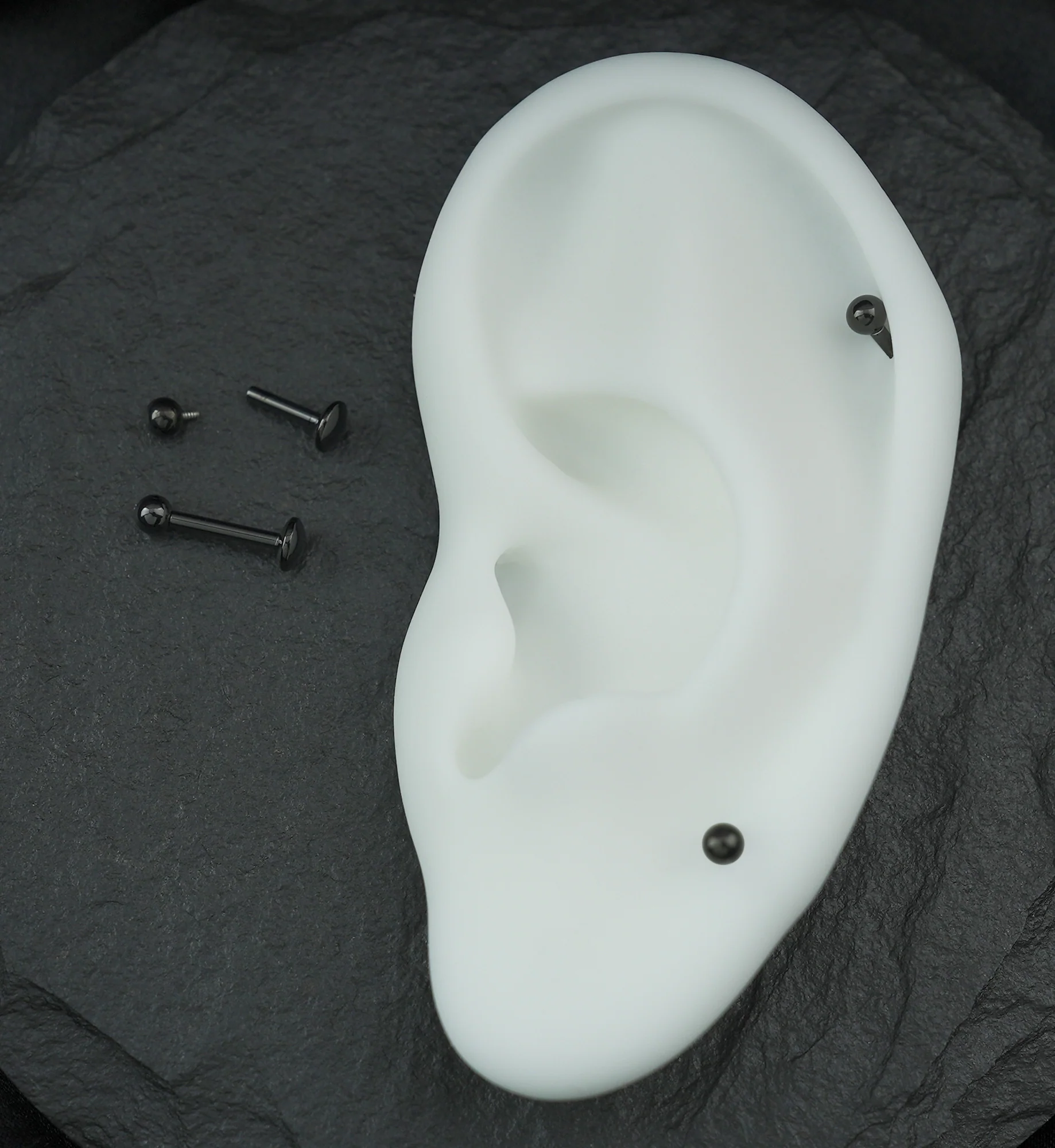 Black PVD Ball Top Internally Threaded Titanium Convex Disk Labret - Image 2
