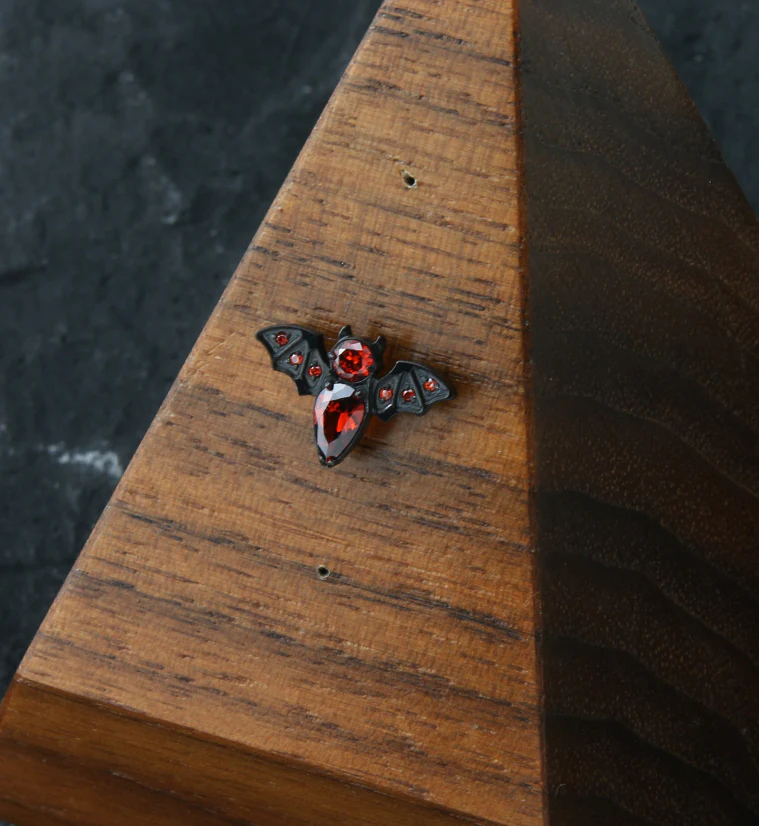 Black PVD Bat Red CZ Threadless Titanium Top - Image 2