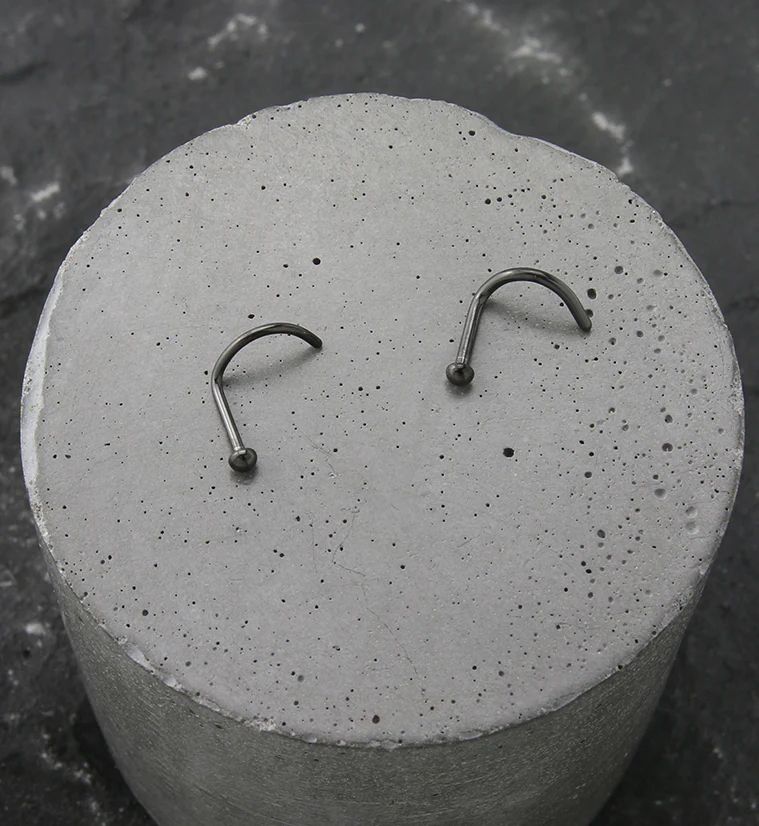 Black PVD Dome Titanium Nose Screw - Image 2