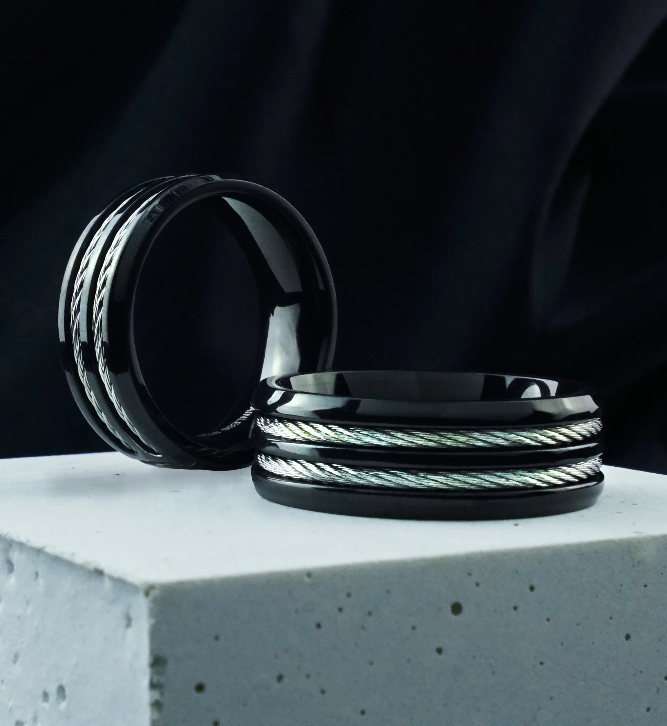 Double Cable Stainless Steel Black PVD Ring
