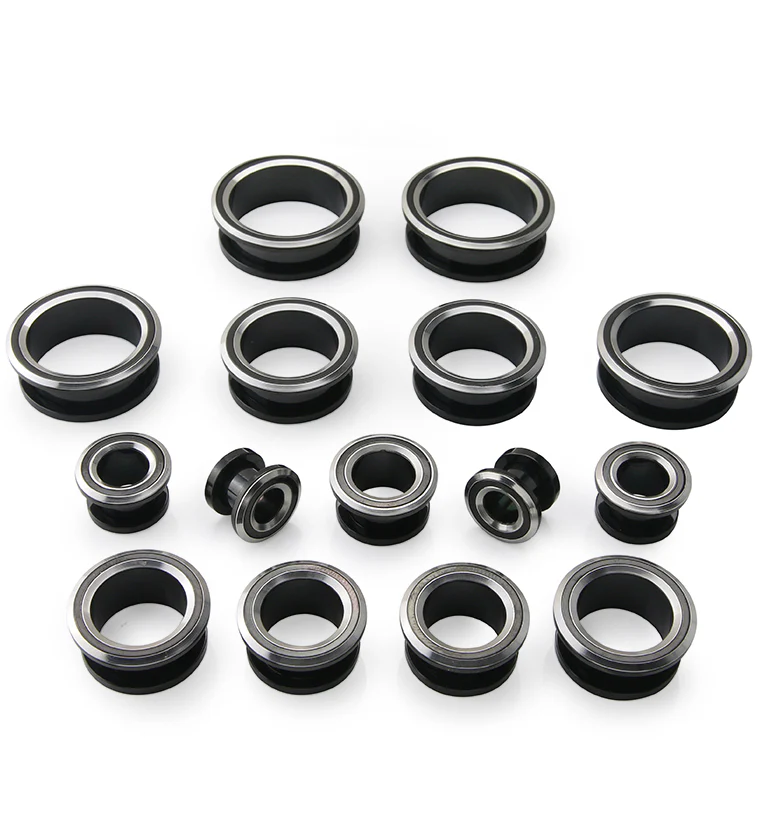Black & Silver Stainless Steel Screw Back Tunnels - Image 2