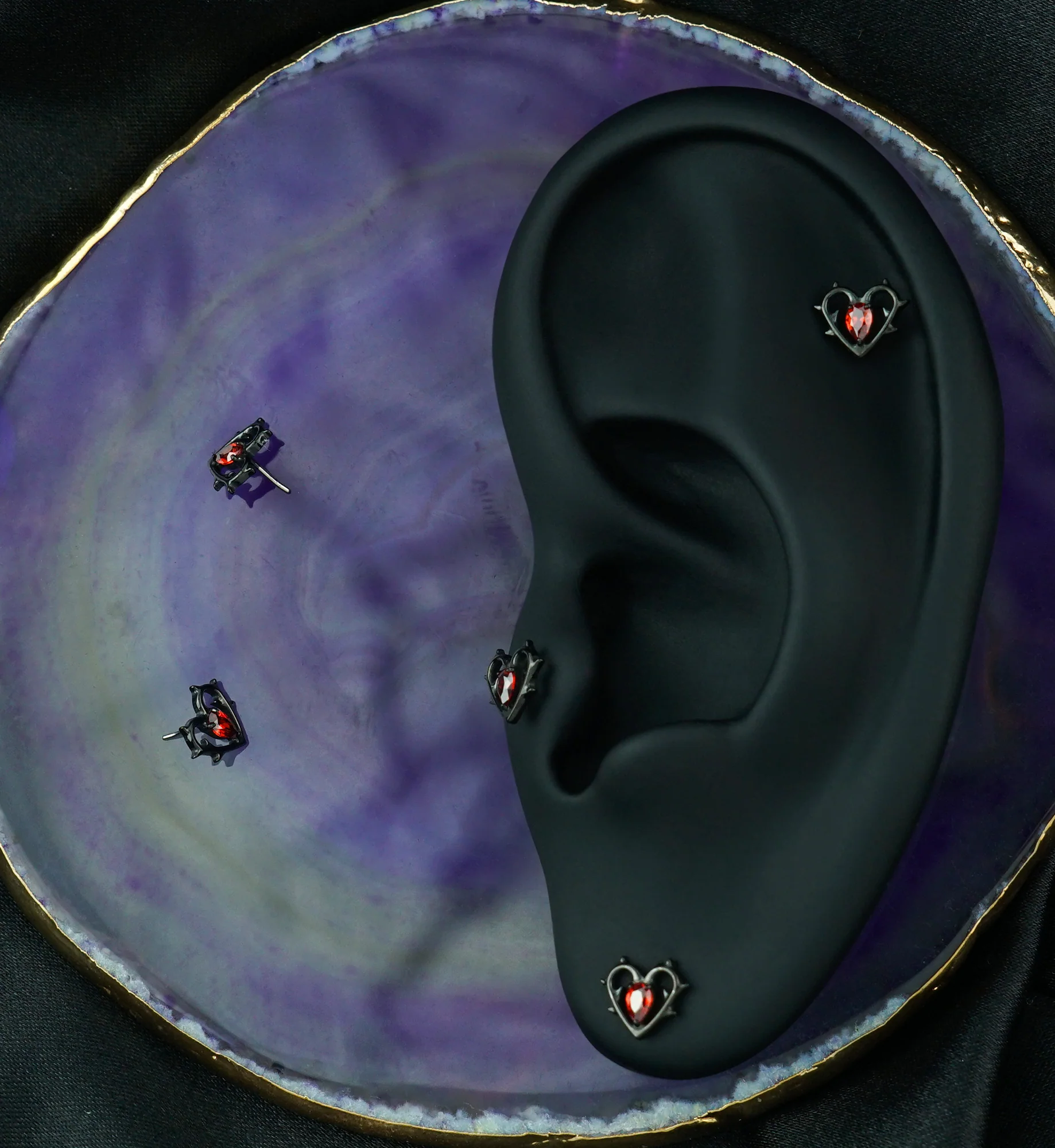 Black PVD Heart Of Thorns Red CZ Titanium Threadless Top - Image 2