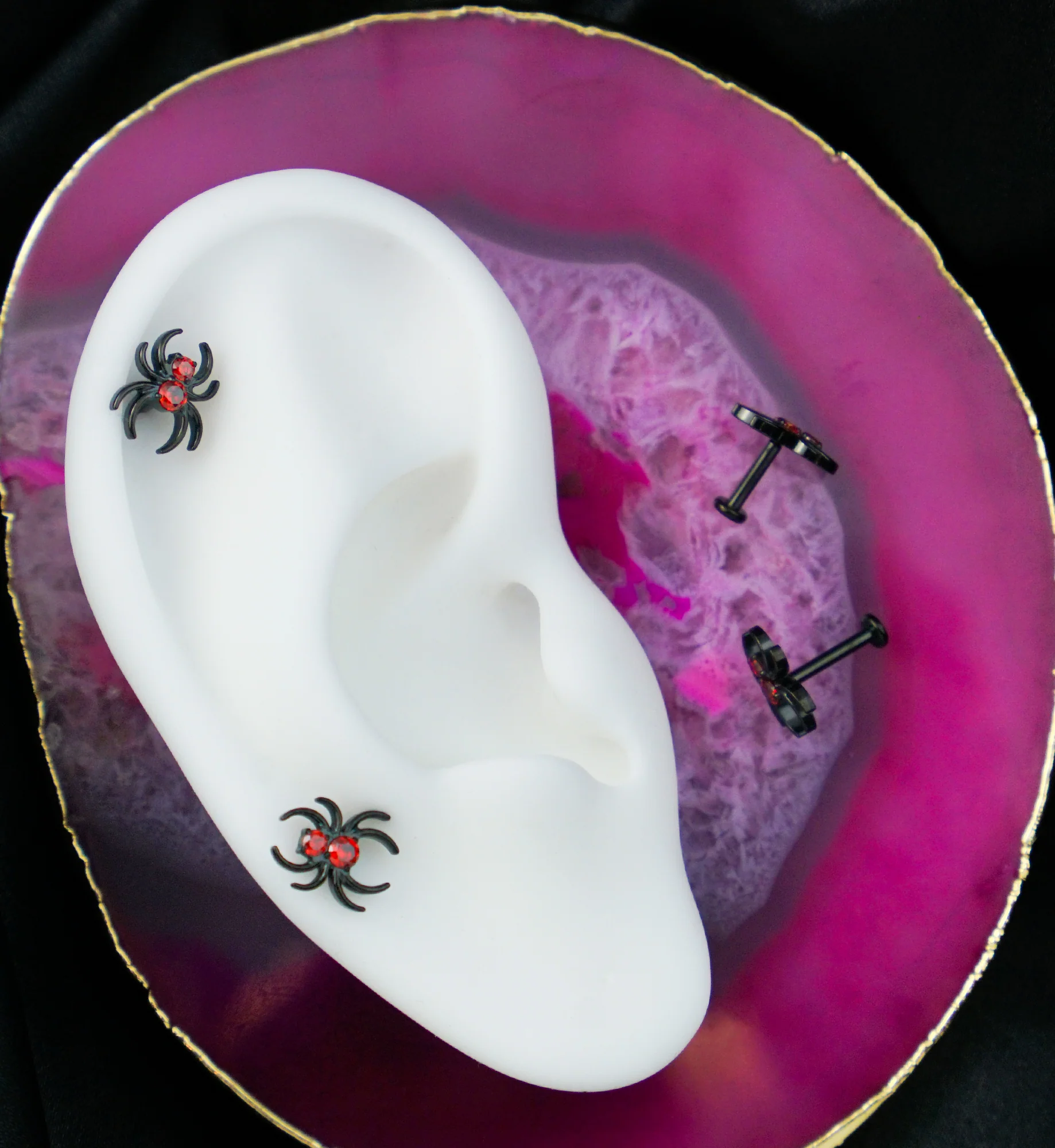 Black PVD Spider Red CZ Titanium Threadless Labret - Image 2