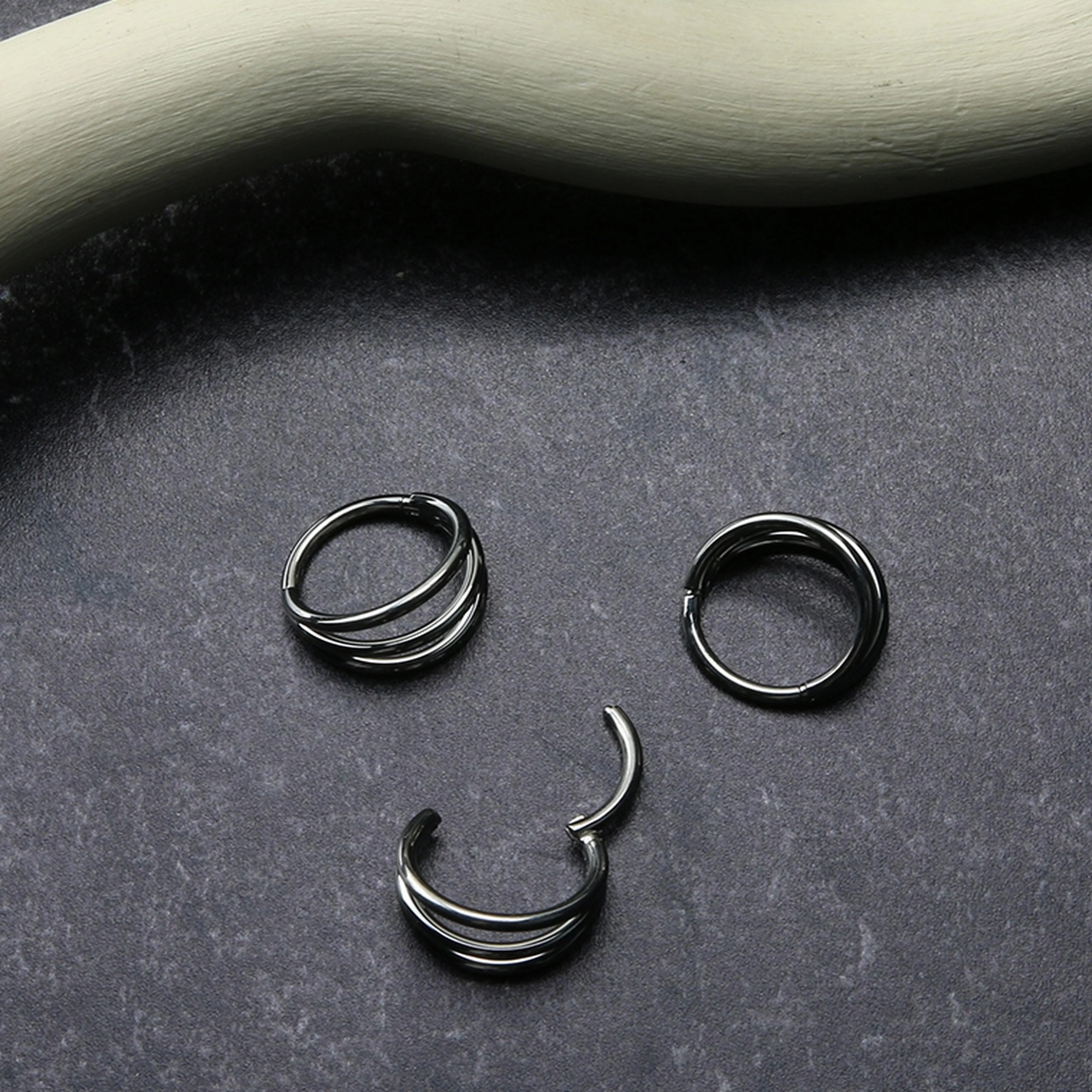 Black PVD Triple Side Bar Titanium Hinged Segment Ring - Image 2